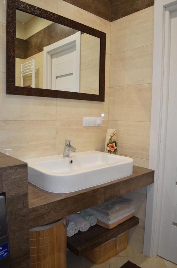 Apartment On Getmana Vigovskogo 49 Rivne Zewnętrze zdjęcie