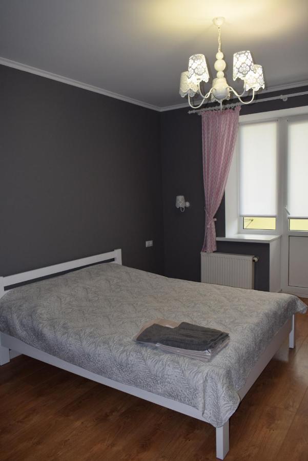 Apartment On Getmana Vigovskogo 49 Rivne Zewnętrze zdjęcie