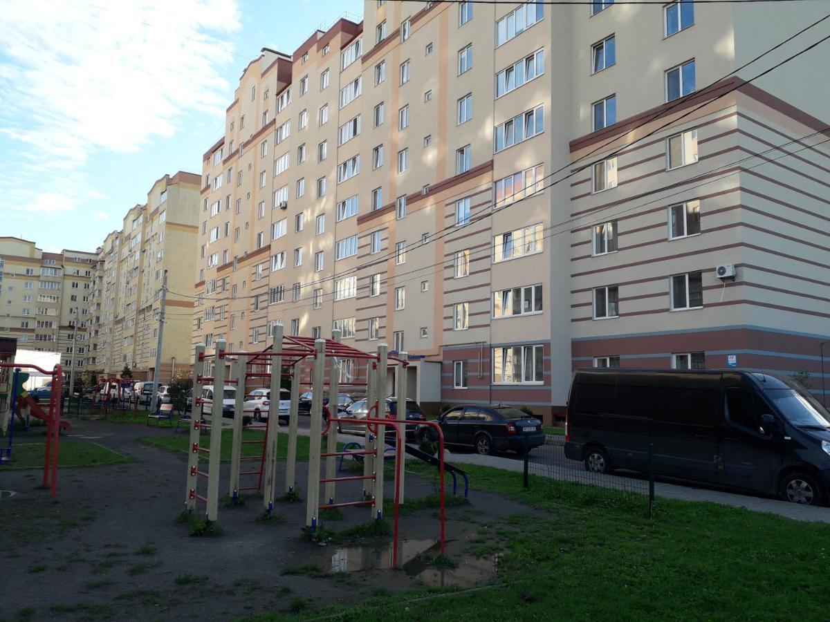 Apartment On Getmana Vigovskogo 49 Rivne Zewnętrze zdjęcie